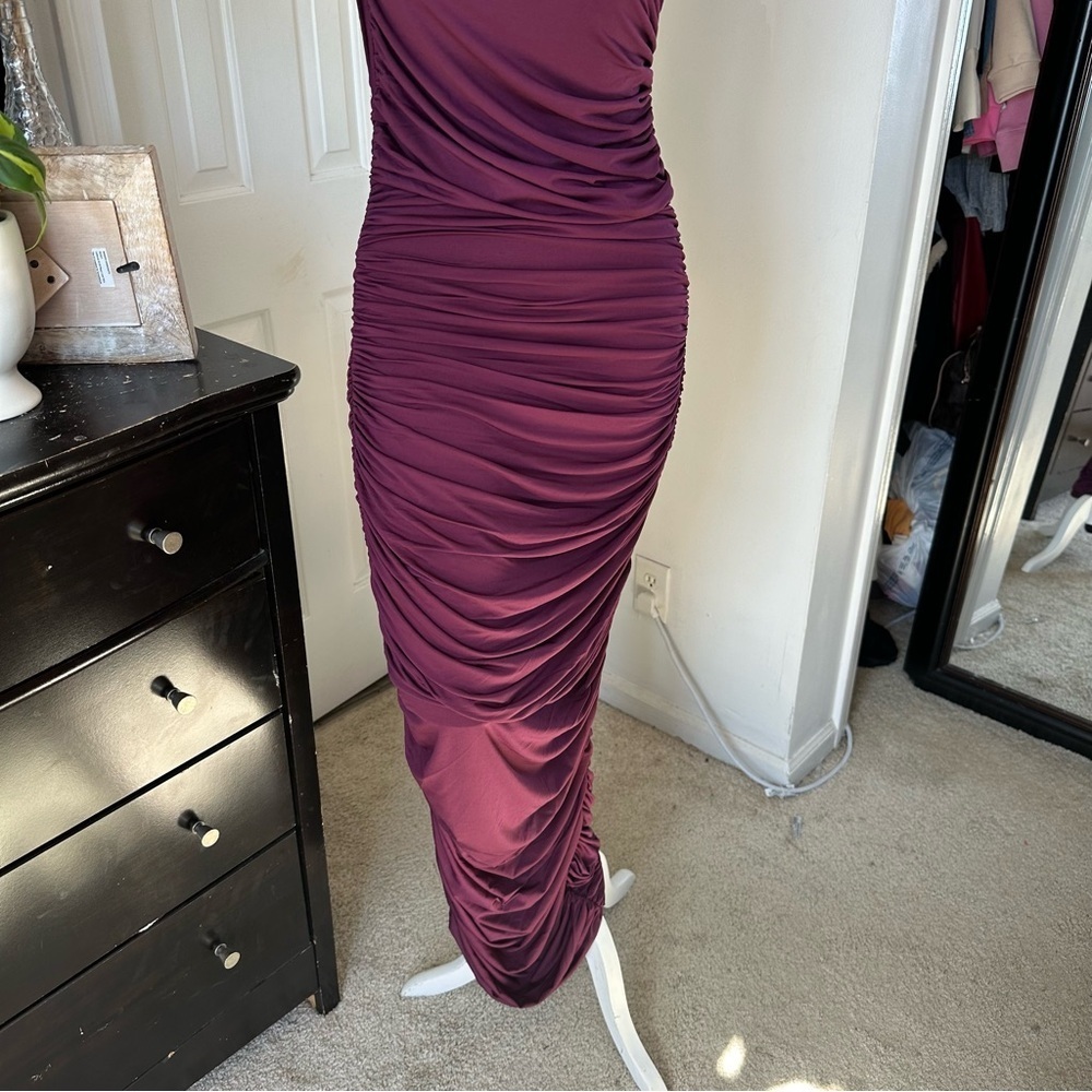 LULU’S EFFORTLESS MAGNETISM RUCHED ONE SHOULDER MAXI DRESS - Picture 13 of 15
